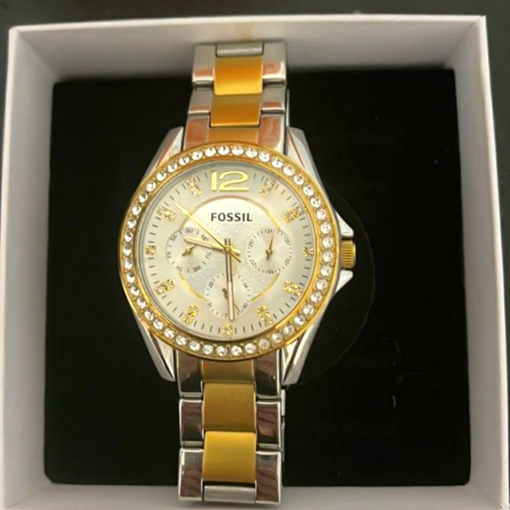 Fossil watch